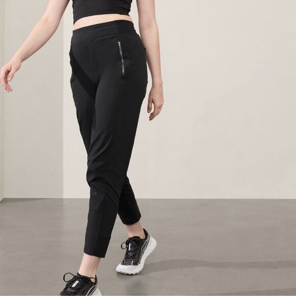 Athleta Trekkie North Jogger Pants Black Size 6 TallStretch Lightweight